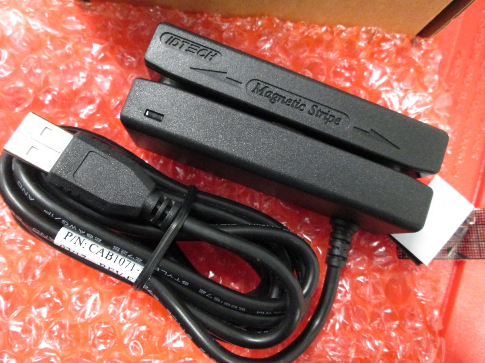 IDTECH – USB Credit Card Magnetic Stripe Swipe Reader – Model: IDMB-334112B