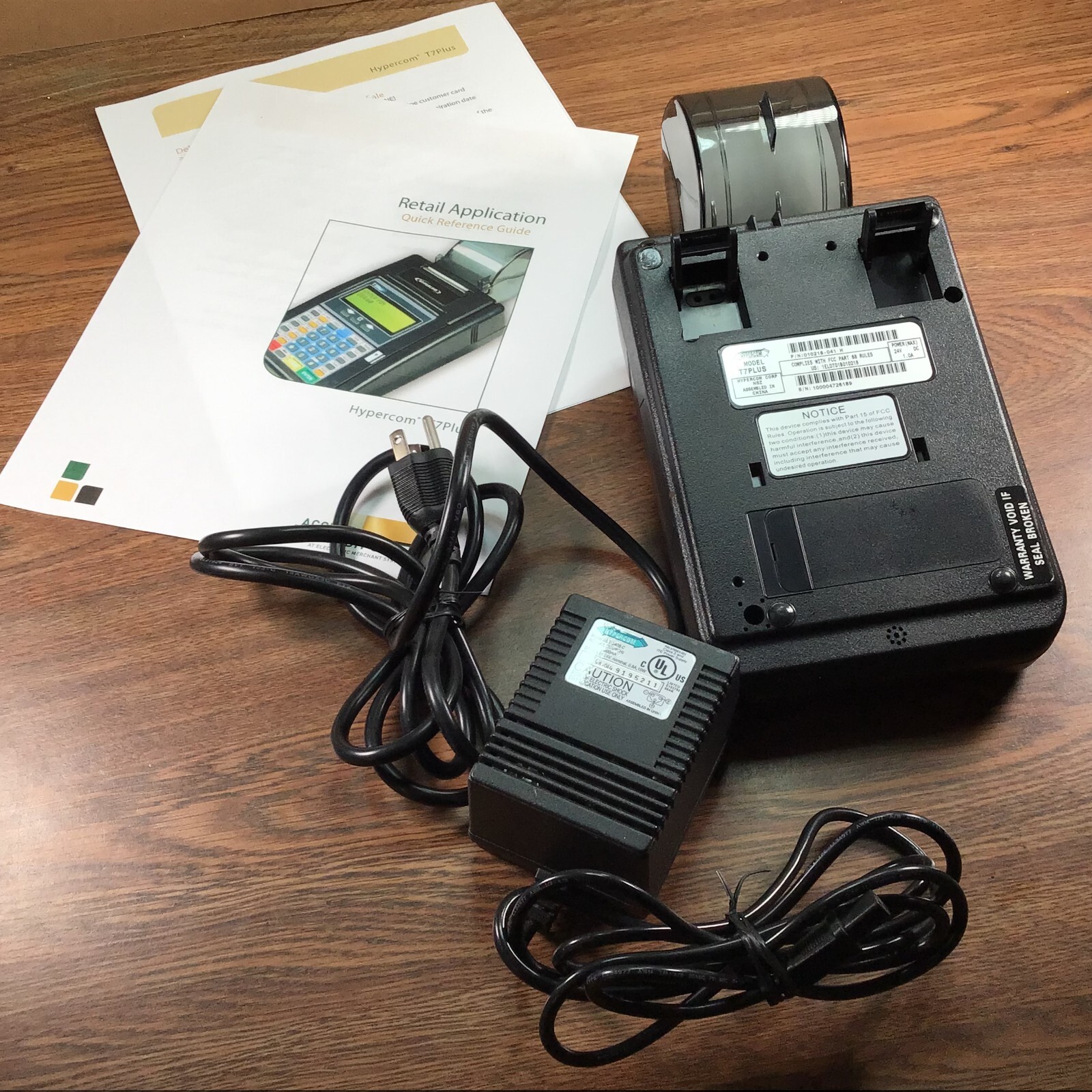 Terminal Reader Credit Card Hypercom T7Plus with Power Adapter Rear Feet Vintage
