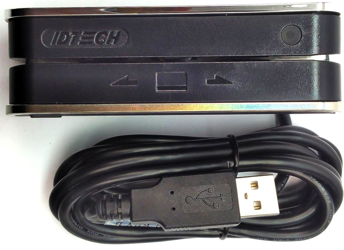 ID TECH IDSR-335133TEBX SecuRED Credit Card Reader Magnetic PCI SRED Swipe USB