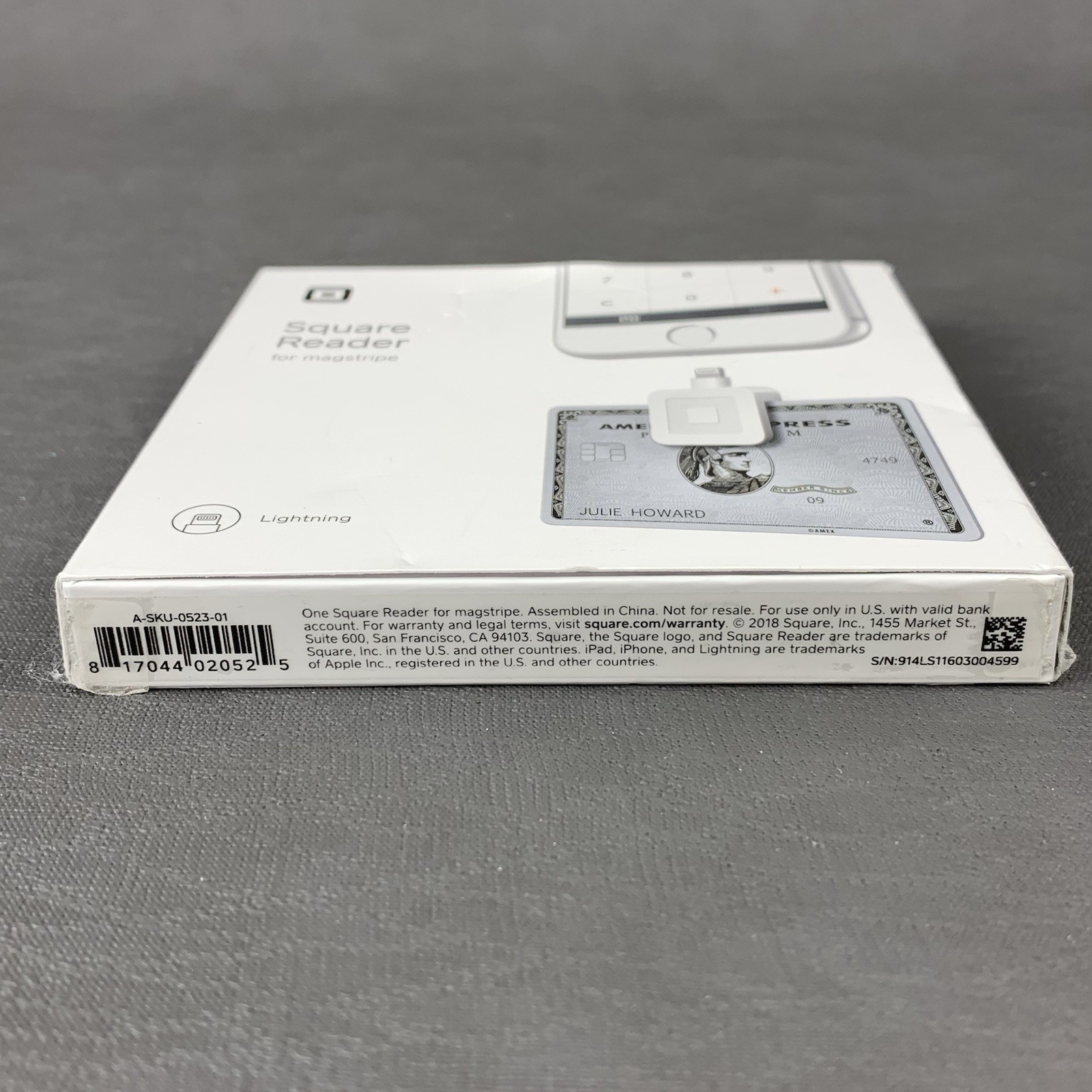 Square – Magstripe Reader with Lightning Connector – Glossy White