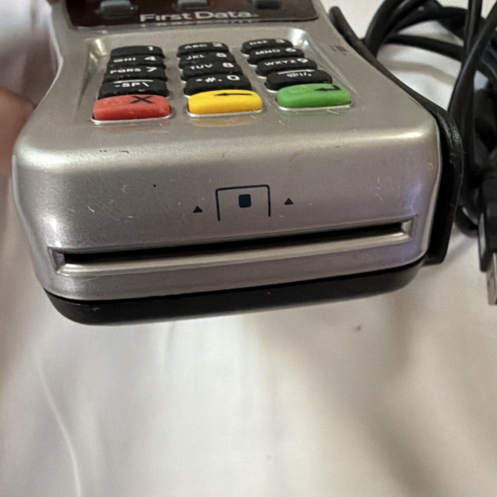 First Data FD-35 Wired Credit Card Terminal/Reader POS w/ USB Cable