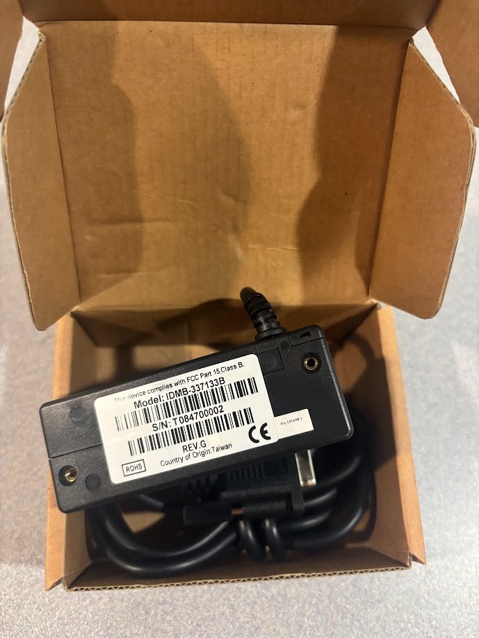 ID TECH MiniMag II Magnetic Stripe Credit Card Reader Triple Track IDMB-337112B