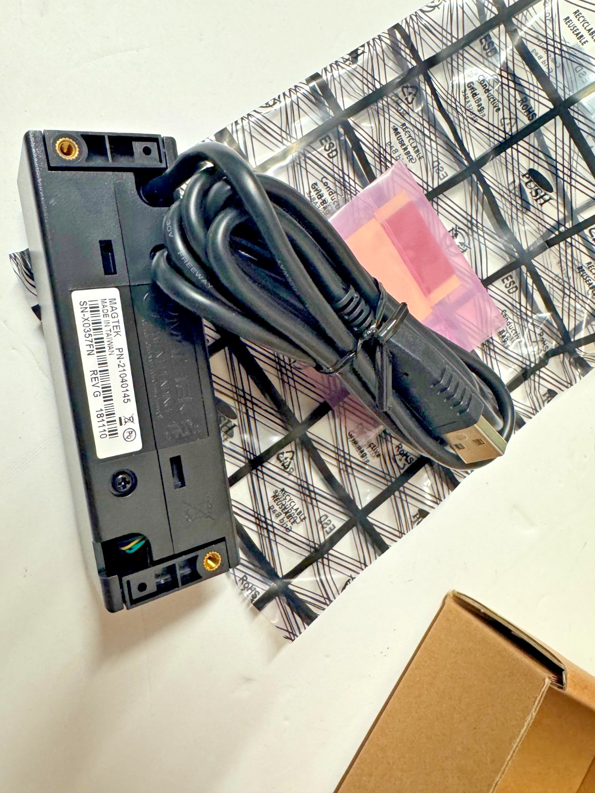 MagTek SureSwipe Magnetic Stripe Card Reader with USB 21040145- LOT of 8 Qty