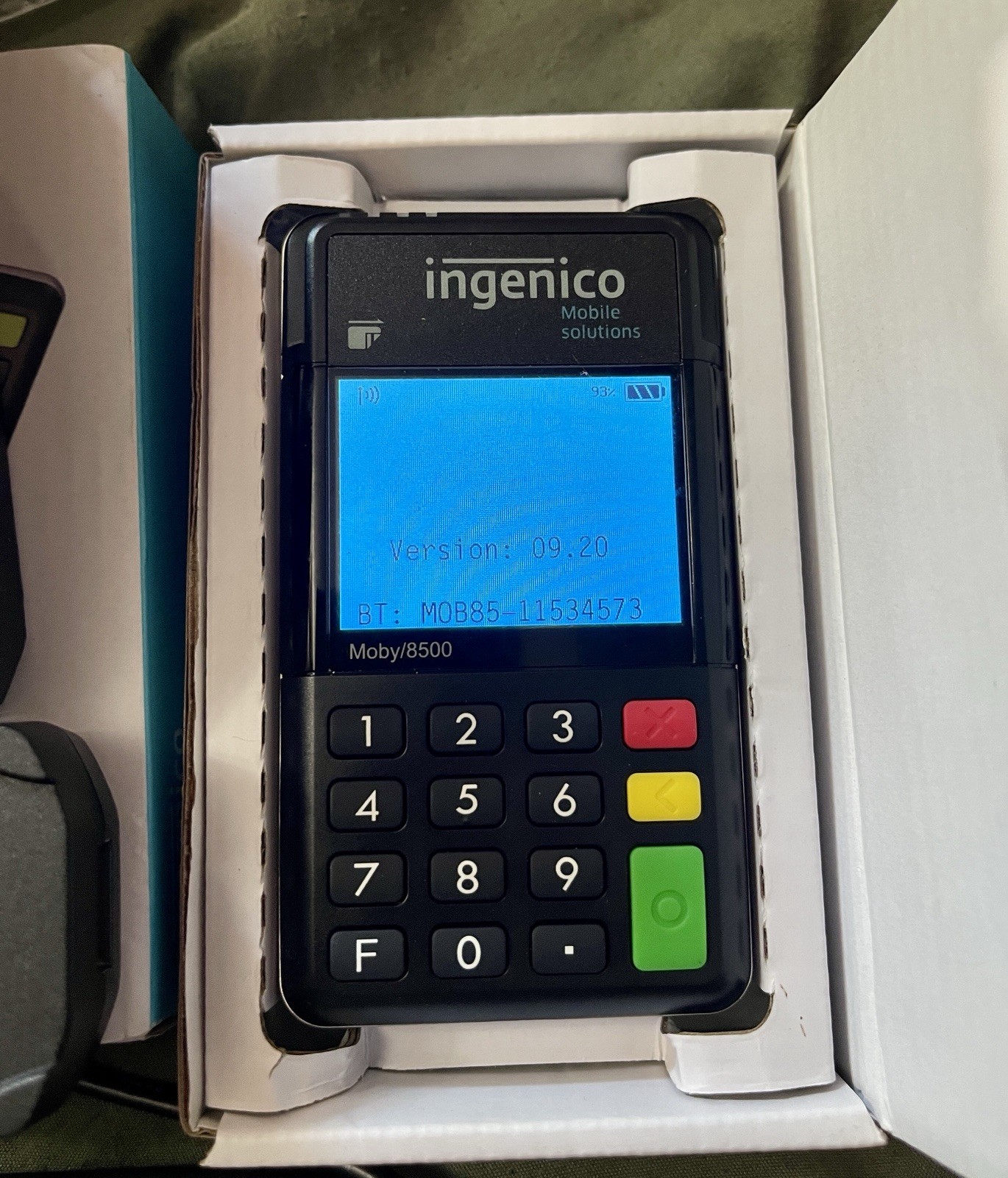 INGENICO MOBILE SOLUTIONS MOBY 8500 P8F506-09219A 2.4″ LCD CARD READERS/LOT OF 2