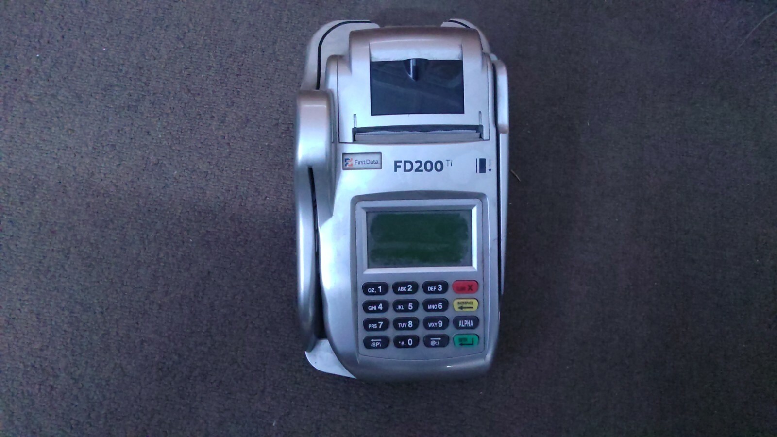 FD200 CREDIT CARD MACHIENE