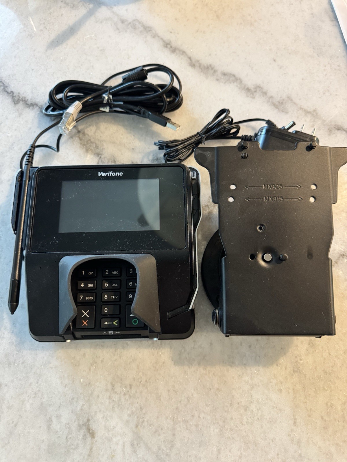 VeriFone MX 915 Credit Card Pinpad Payment Terminal With Stand