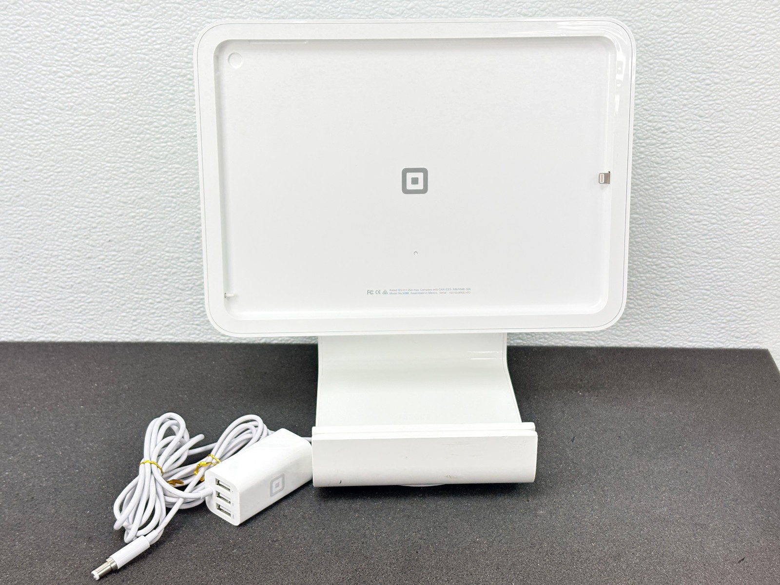 Pre Owned | Square S089 POS Terminal Countertop Dock w Pwr Adptr – for 9.7″ IPAD