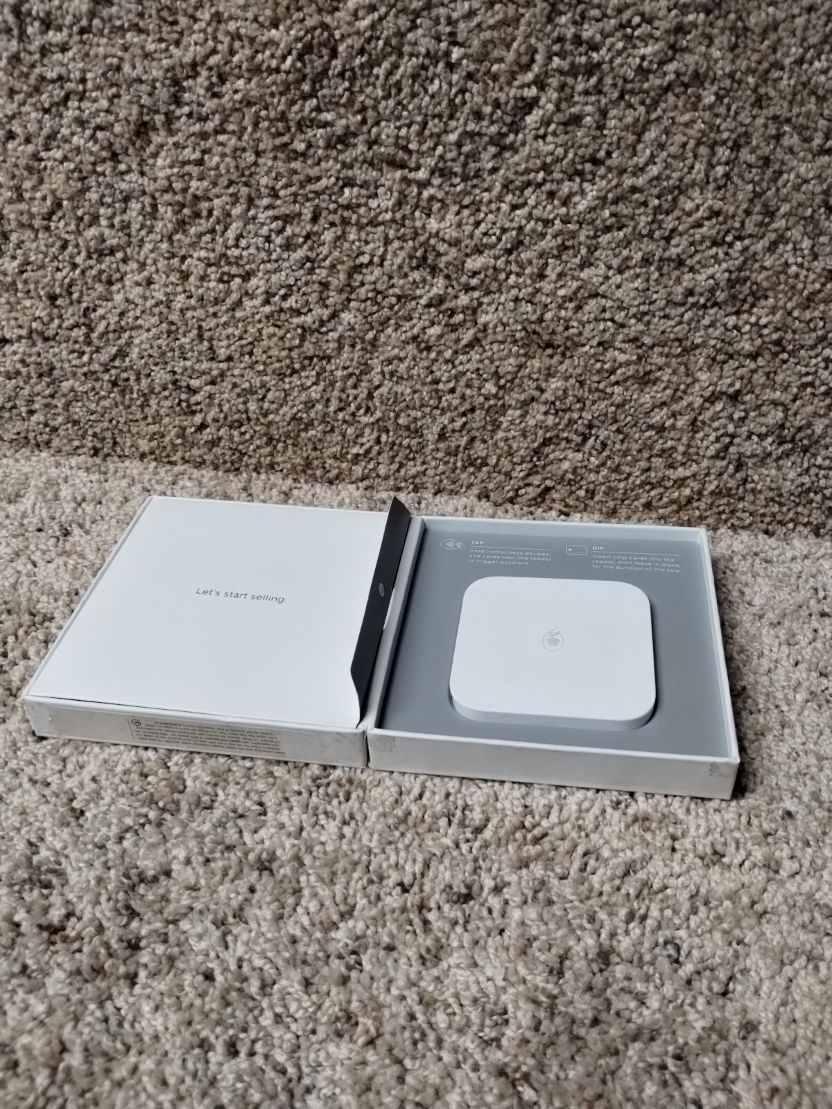Square A-SKU-0113-03Credit Card and Chip Reader