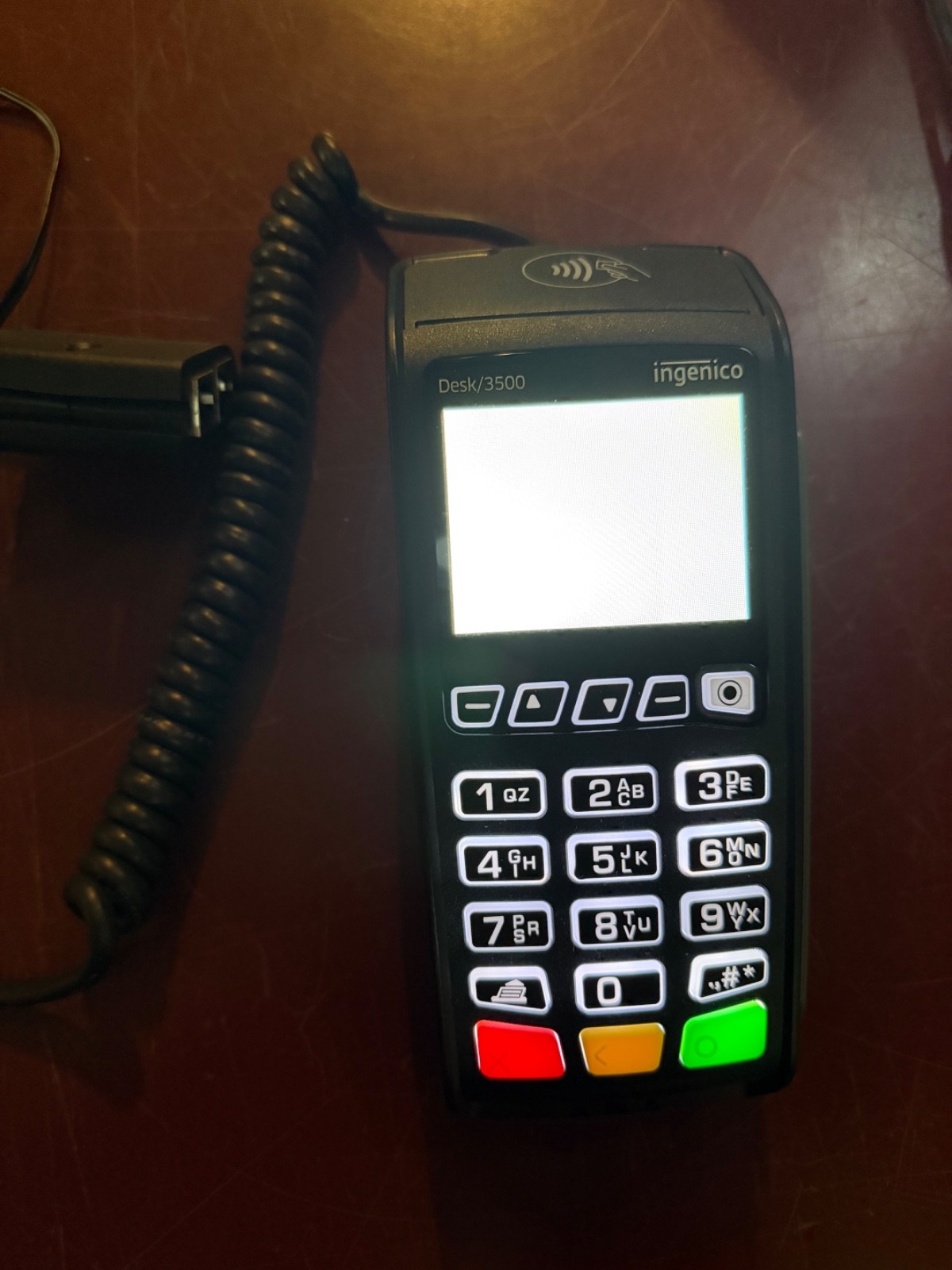 AS IS POWERS ON Ingenico Desk 3500 Credit Card Terminal Reader/Printer DES35BA