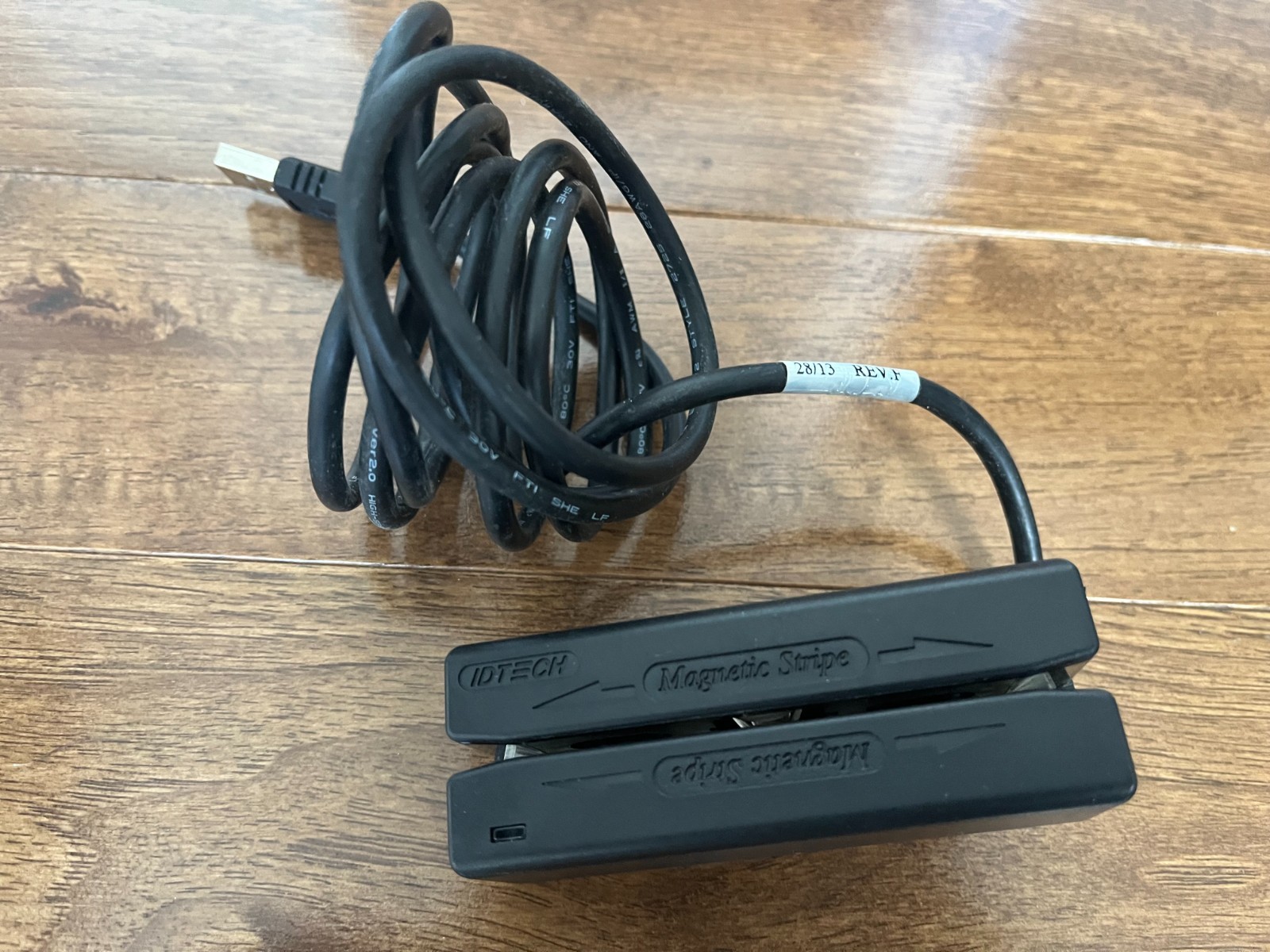ID Tech IDMB-334112B USB Magnetic Strip Reader – Black
