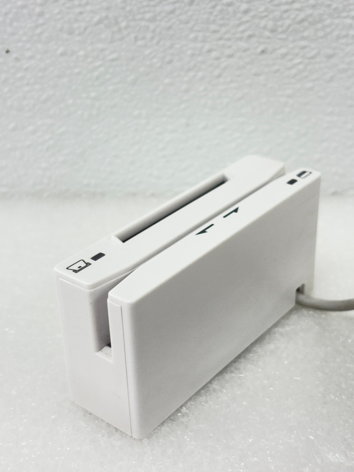 USED | UIC SCR215E Smart Card & Magstripe Reader POS Payment Terminal – White