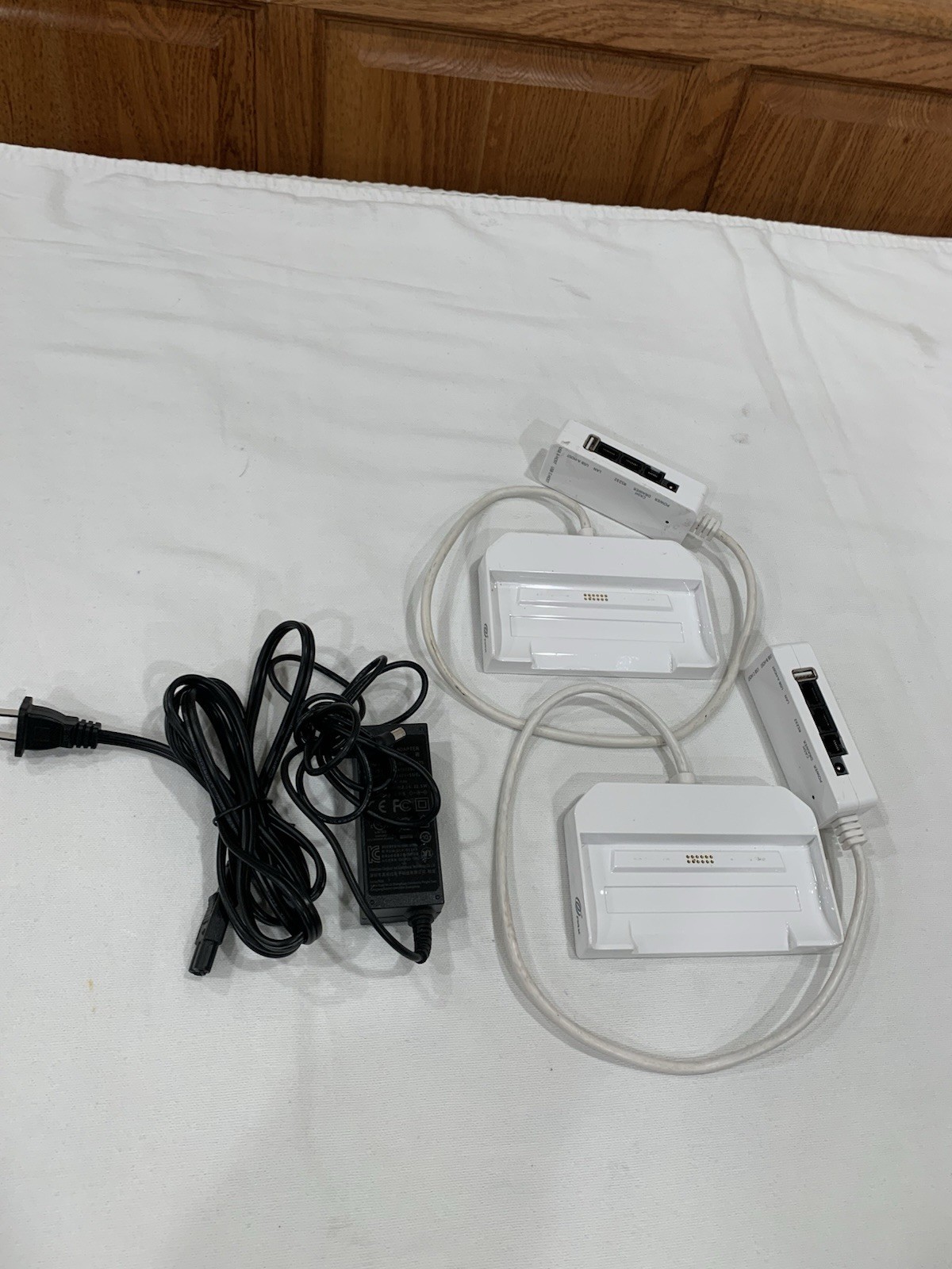 2 PAX E600 Docking Stations | Part Number: B600-BM-1EA