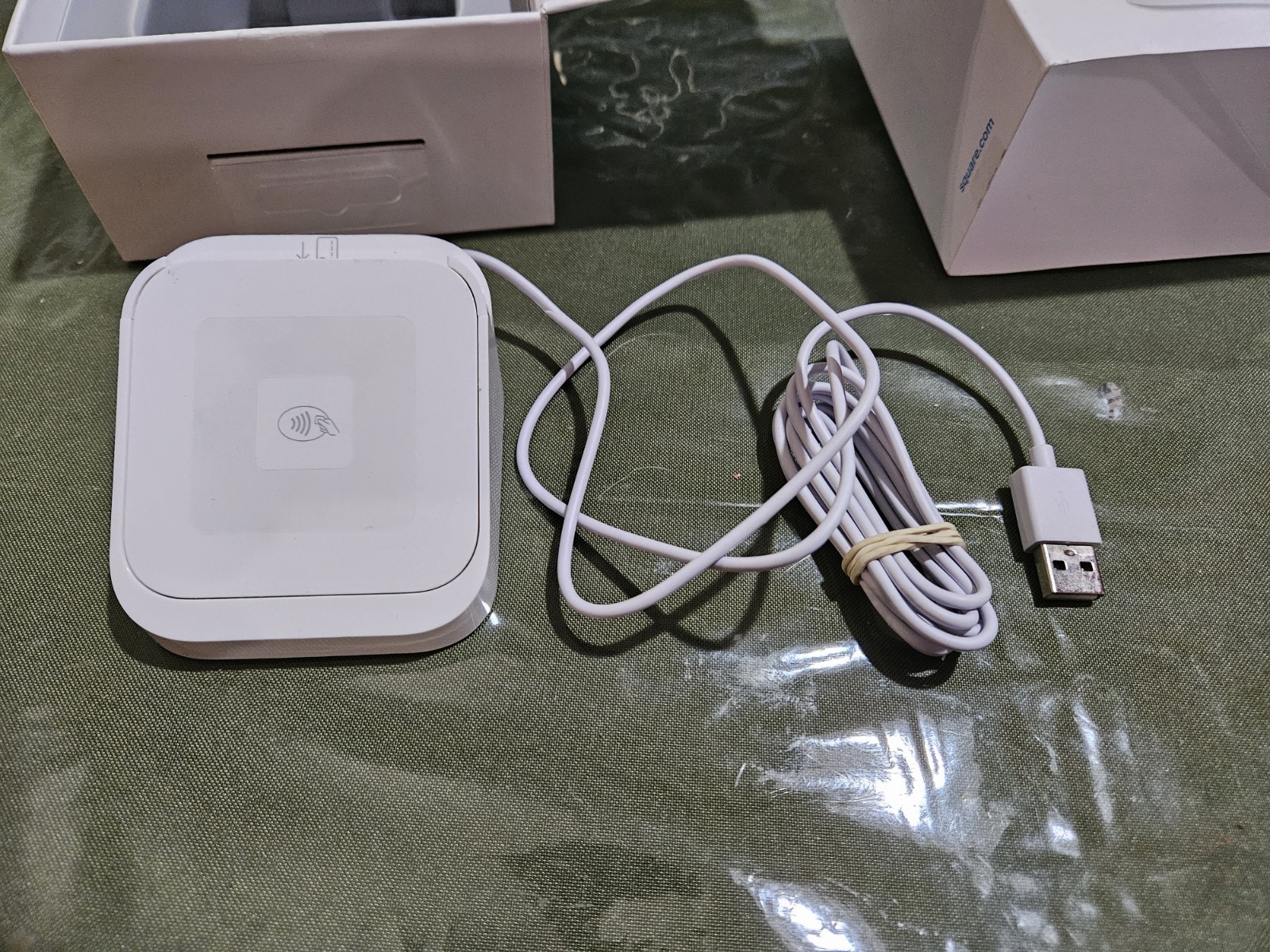 SQUARE Reader and Square Reader Dock Apple Pay and Chip Credit Cards Open Box