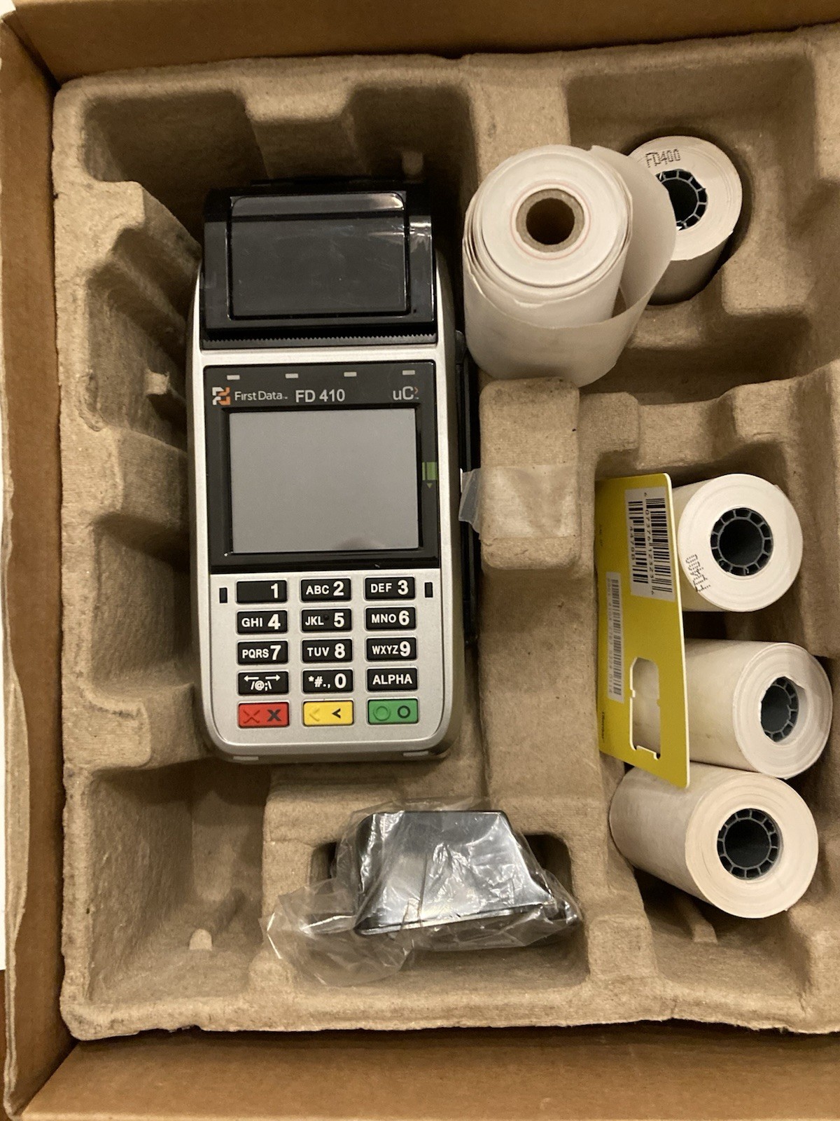 First Data FD410 Wireless Credit Card Terminal W/O Power Cord 5 Rolls Tape