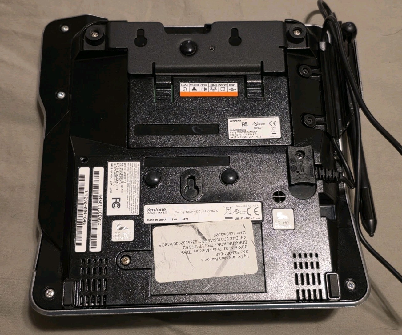 Verifone MX 925 Card Reader For Parts (Read)