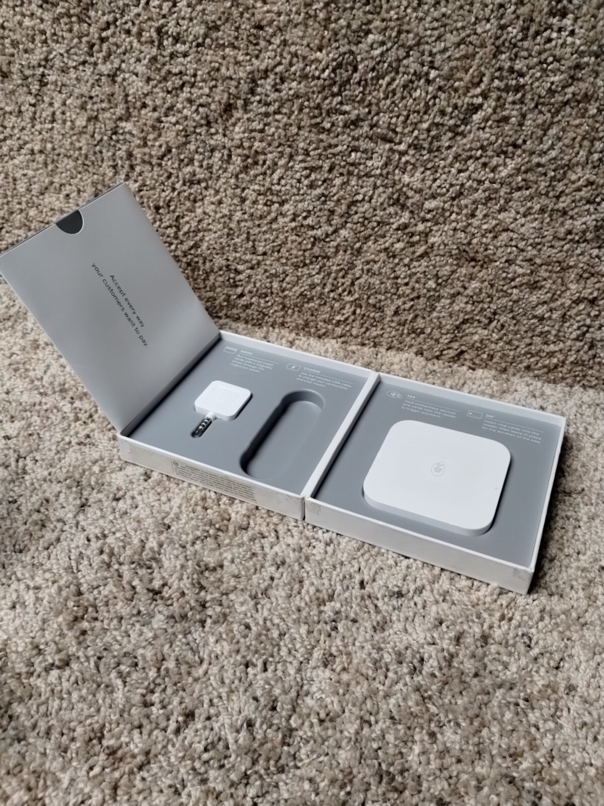 Square A-SKU-0113-03Credit Card and Chip Reader