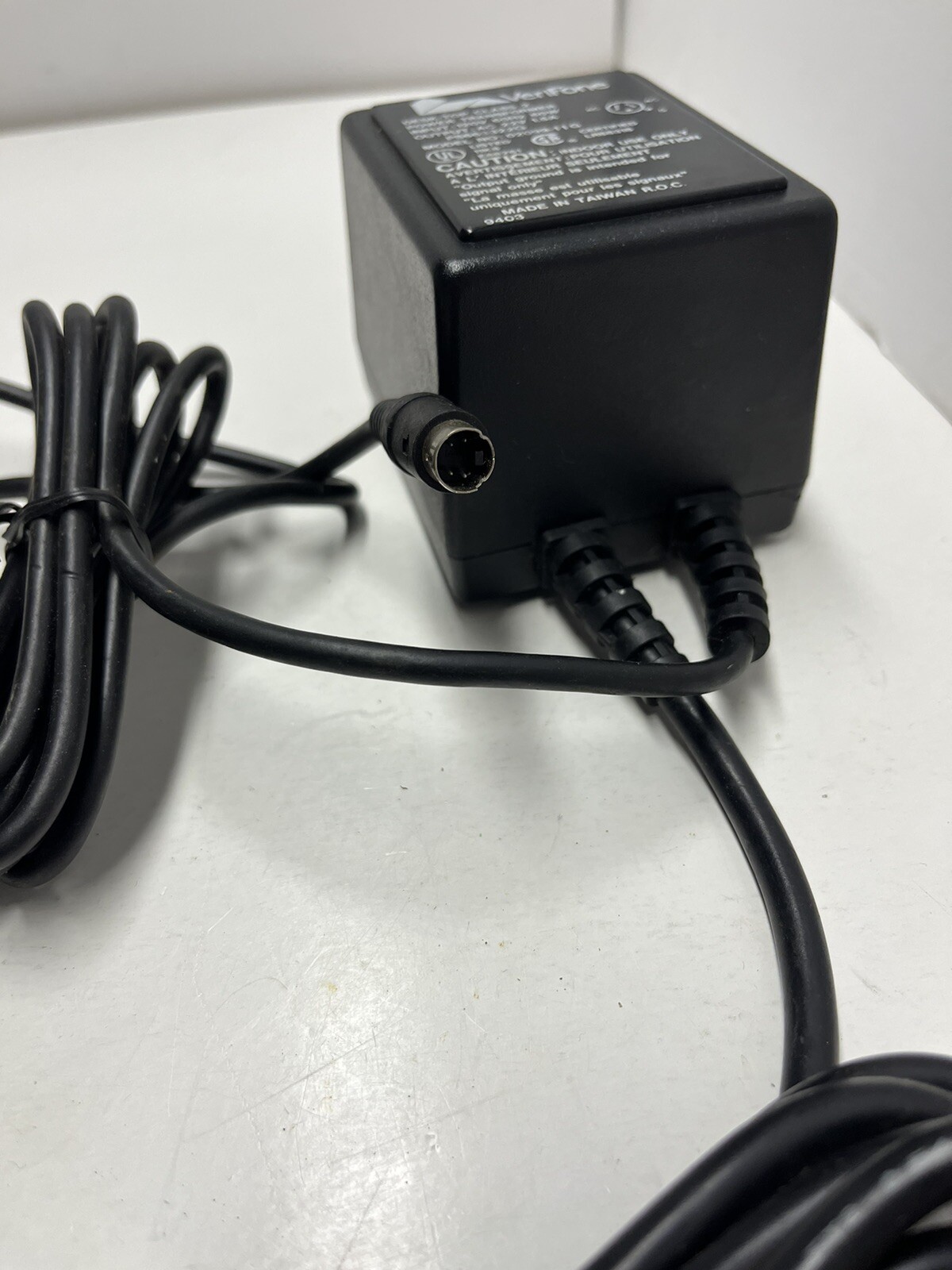 VeriFone Desktop Credit Card Terminal Power Supply 22V 1.5A – Model 02099-11G