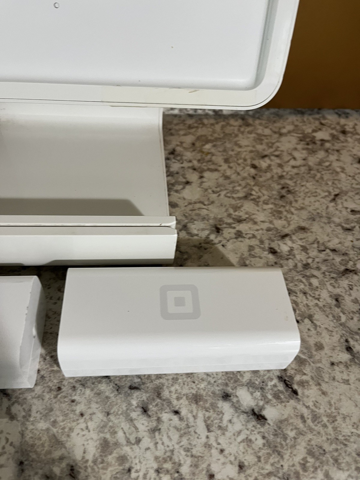 Square POS Terminal Register Credit Card Machine POS System & Apple Airport Exp