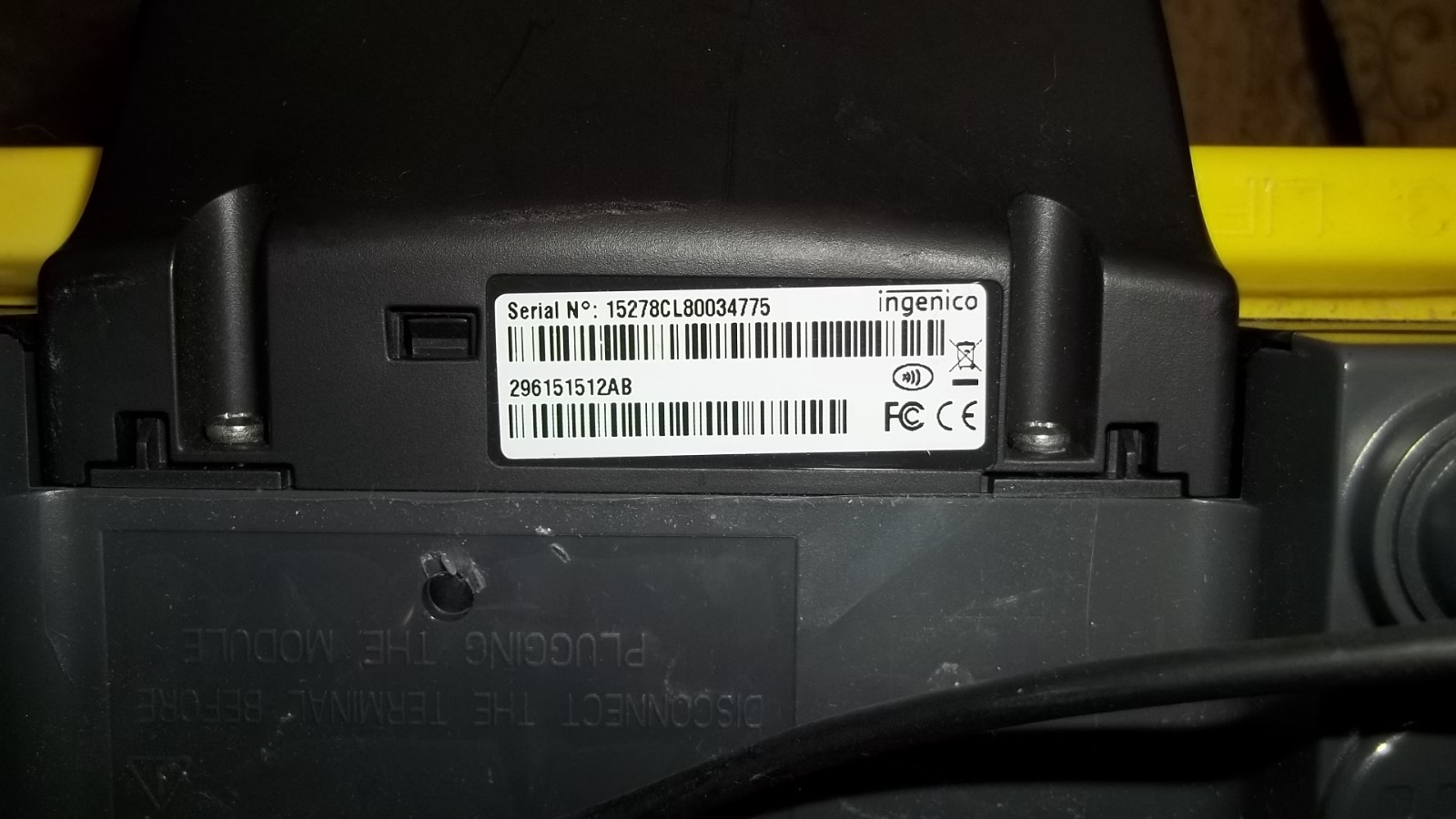 Ingenico ISC480 CC Contactless Terminal, Stand, Stylus Pen, Connection Cable