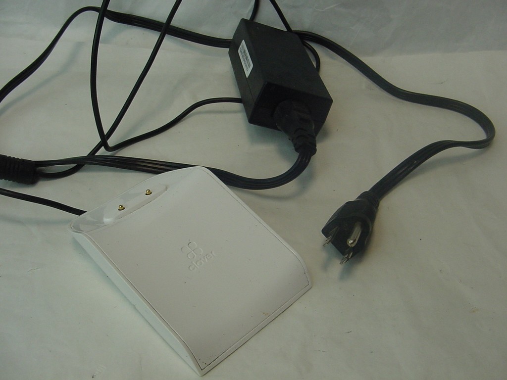 CLOVER K400 CHARGING DOCK