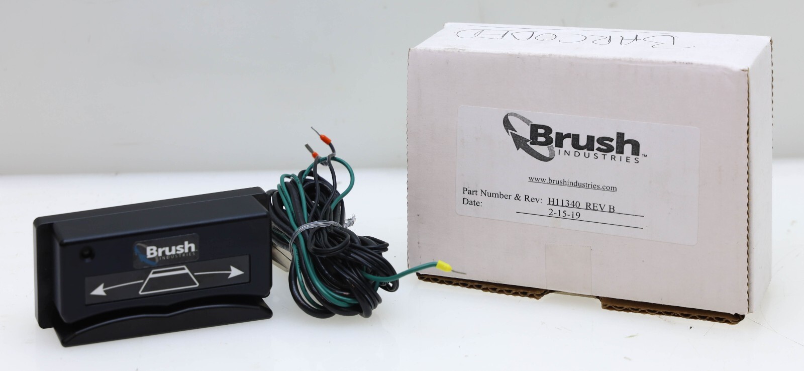 BRUSH INDUSTRIES SideWinder RS232 Magnetic Card Stripe Reader, Waterproof
