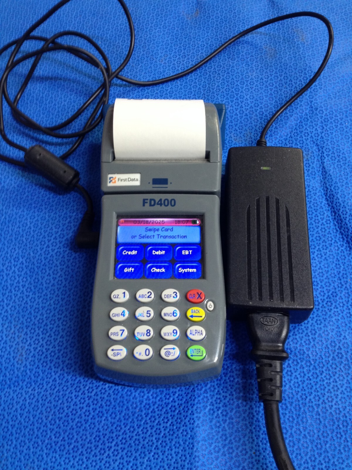 First Data FD 400 Credit Card Machine