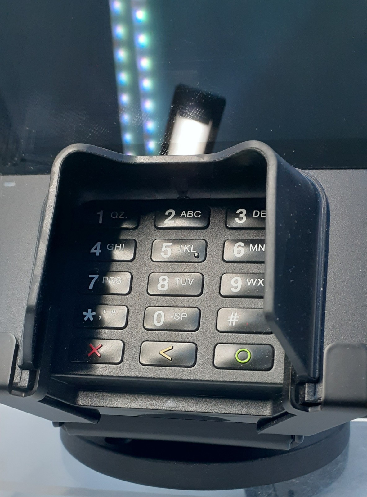 Verifone M440 Credit Card Pinpad With Pedestal