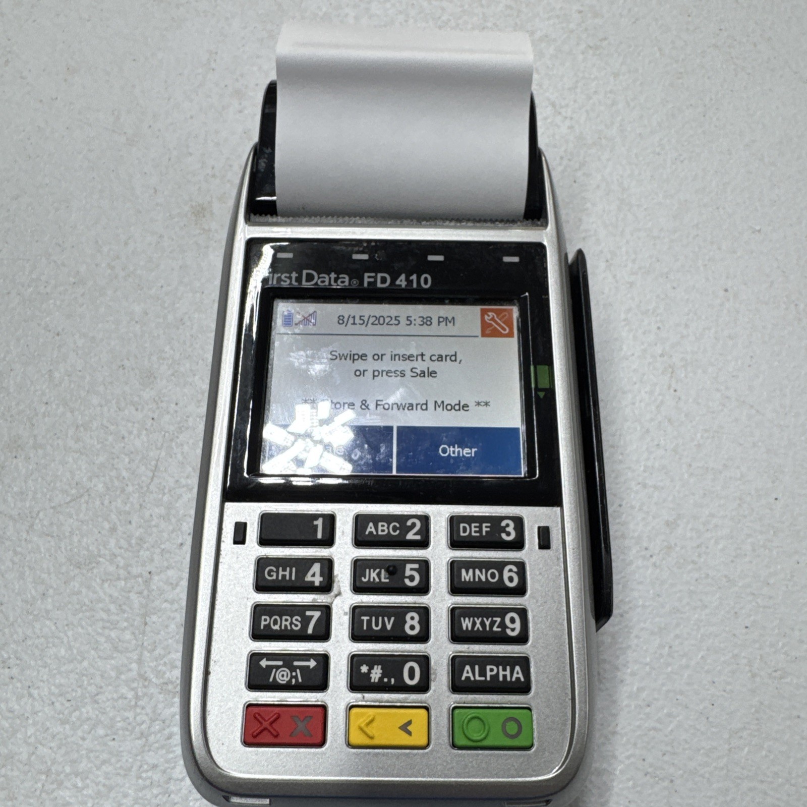 First Data FD410 Credit Card Terminal unit 2 batteries & 1 Charger
