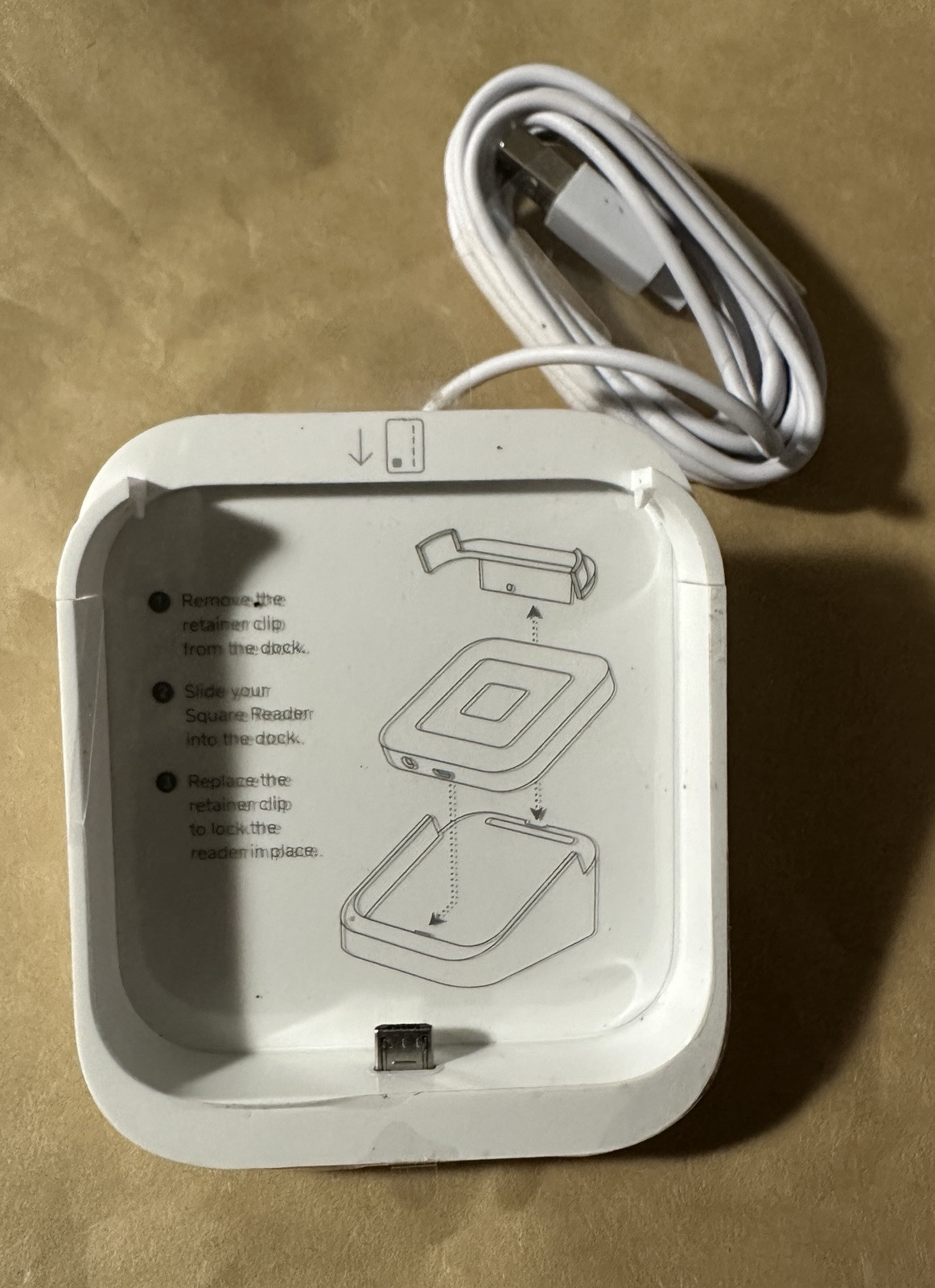 Square Bluetooth Card Reader & Charging Dock for Chip or Contactless Tap To Pay