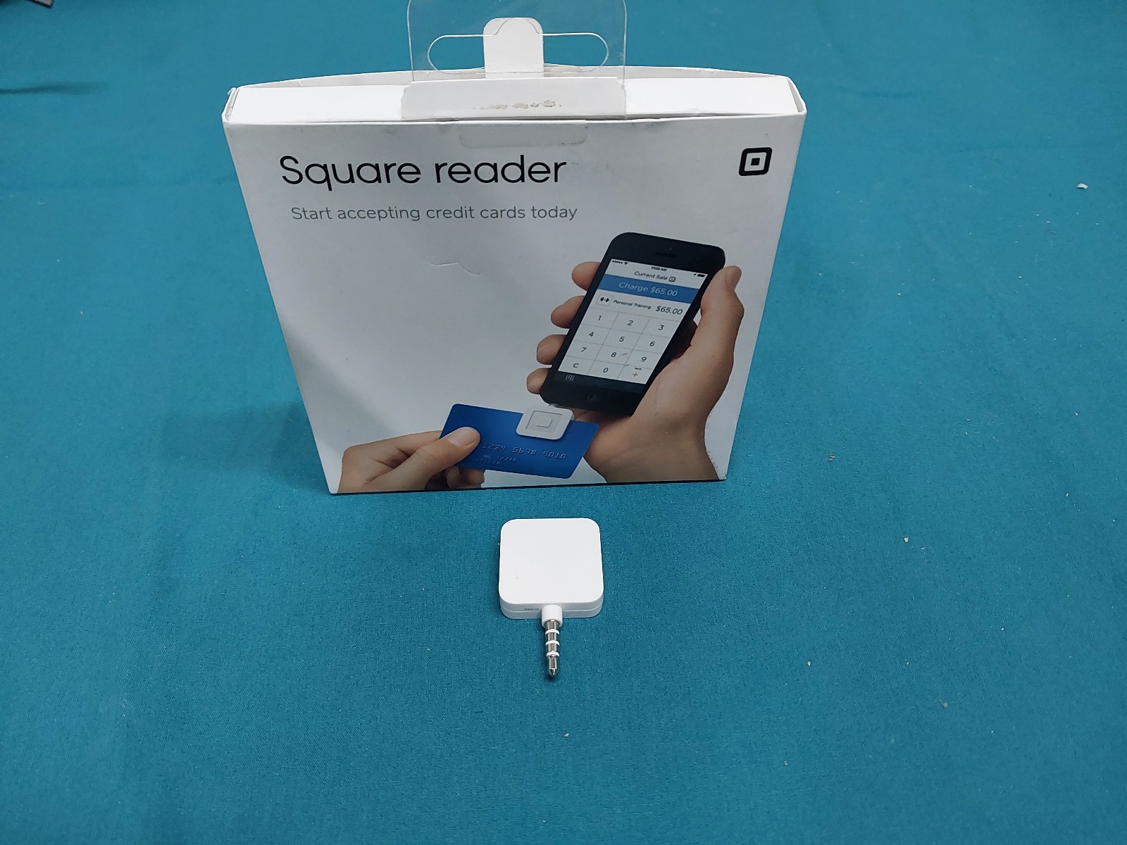 Square A-PKG-0206-01 Credit Debit Card Reader – White for Apple iPhone and…