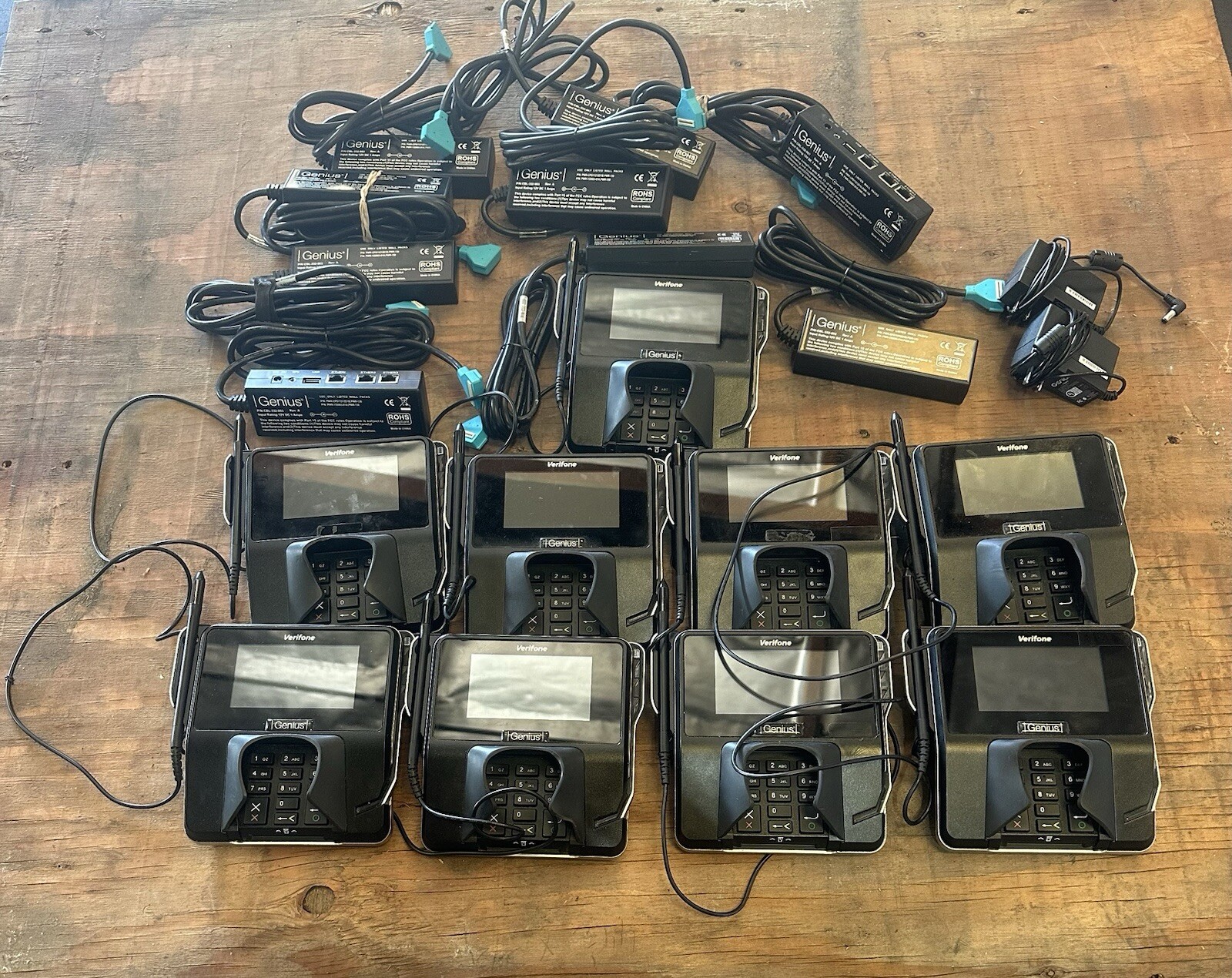 Lot 9 VERIFONE MX915 TERMINAL+ GENIUS CUSTOMER ENGAGEMENT PLATFORM + 2 Adapters