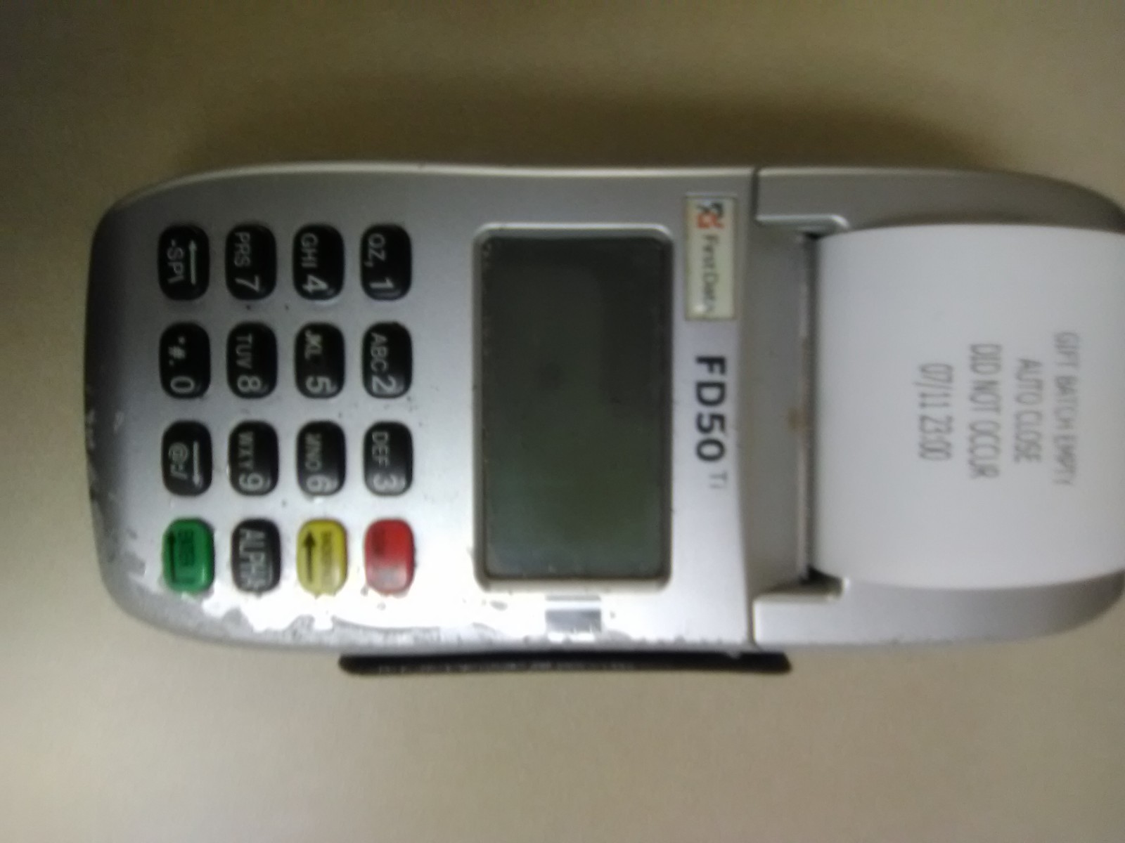 First Data FD50Ti IP/Dial Terminal: Terminal works fine in fair condition