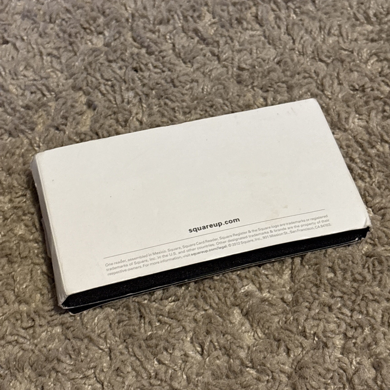 Square A-SKU-0523 Reader for Magstripe Lightning Connector WITH PACKAGE