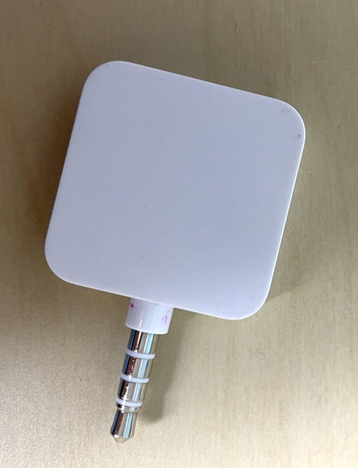 Square – Magstripe Reader with 3.5mm Headphone Connector magnetic swipe – White