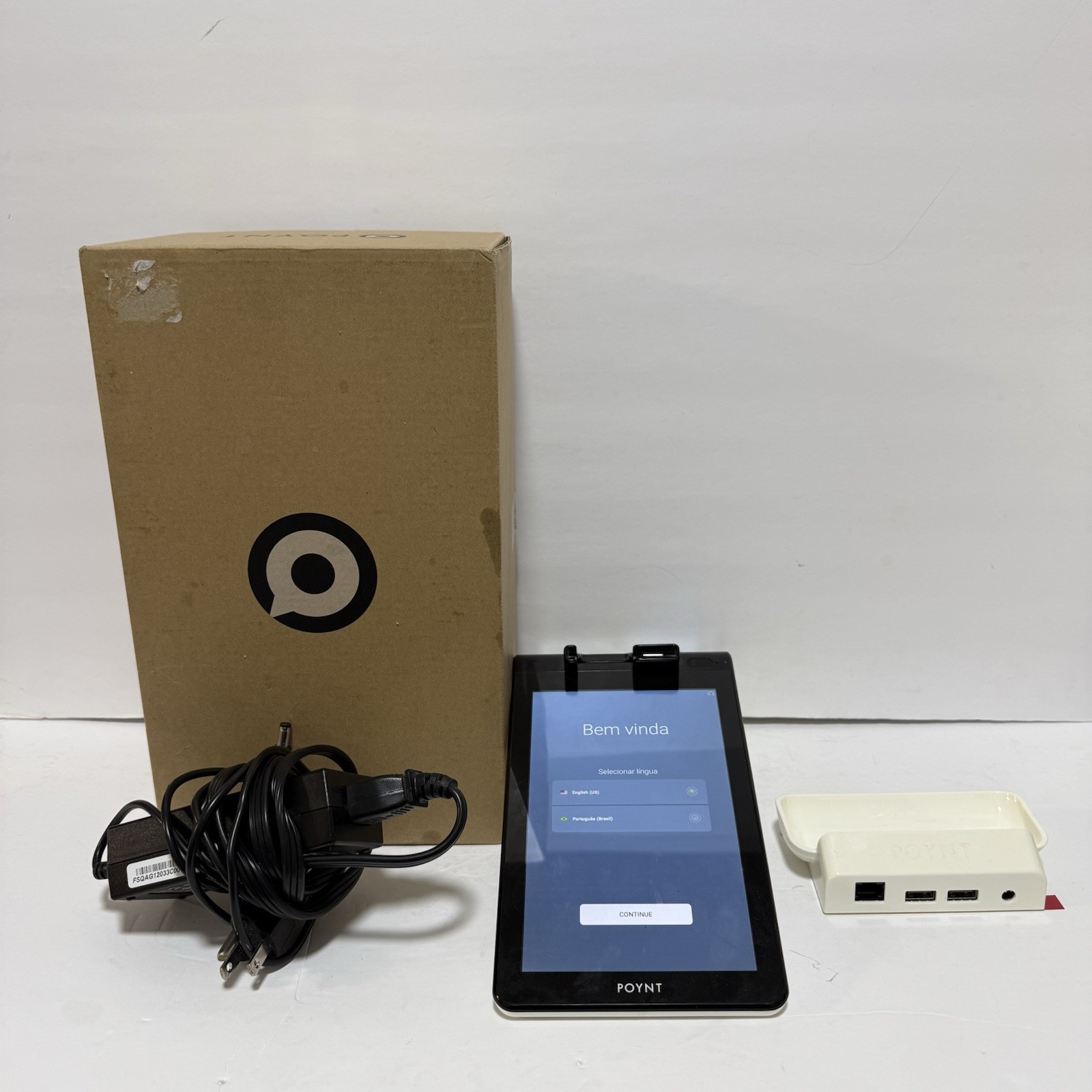 Poynt P3301 Smart Terminal Wireless Credit Card Reader P61SWD032HS009505