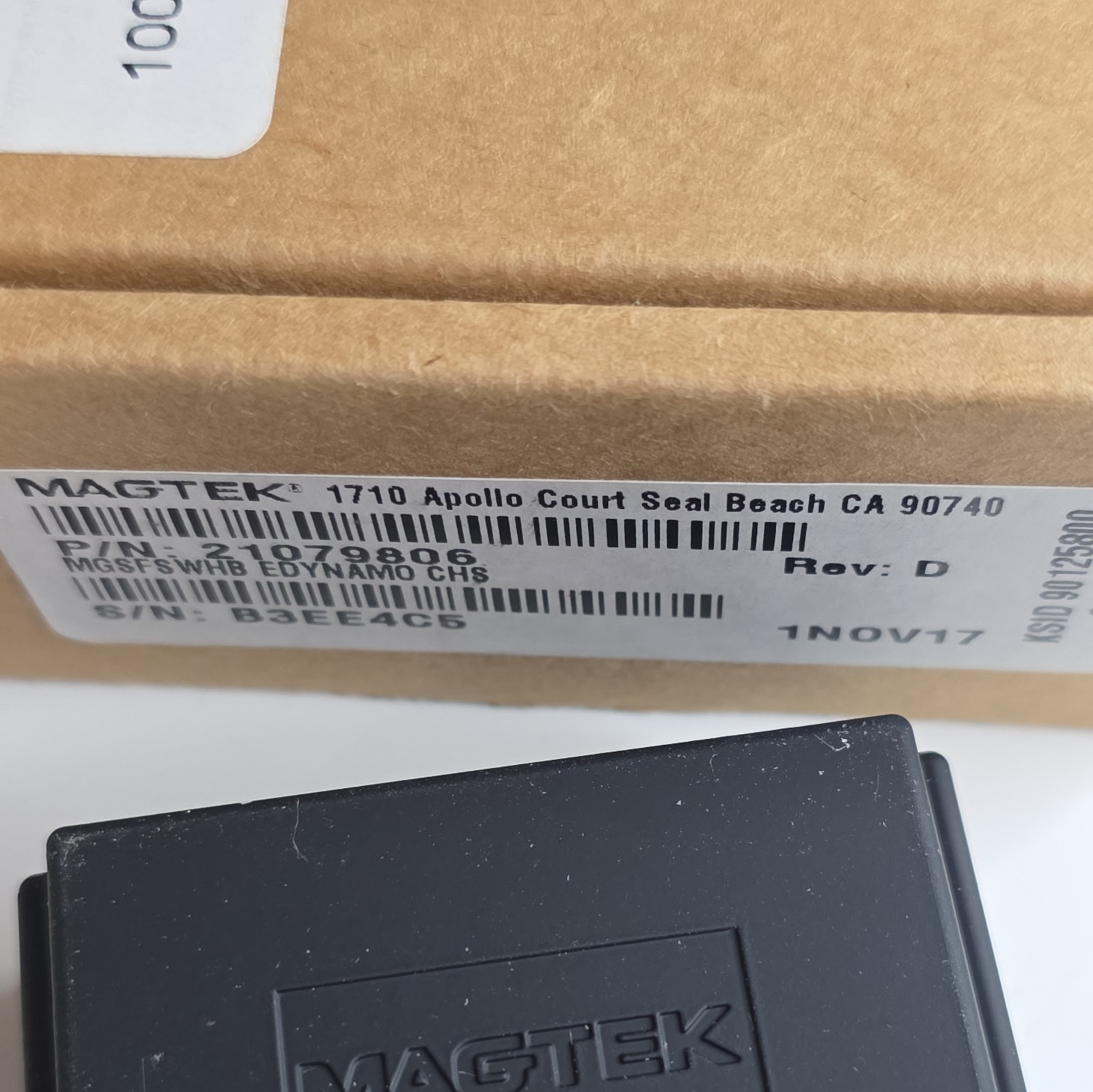 MAGTEK Stick On Bluetooth/USB Card Reader, P/N 21079806