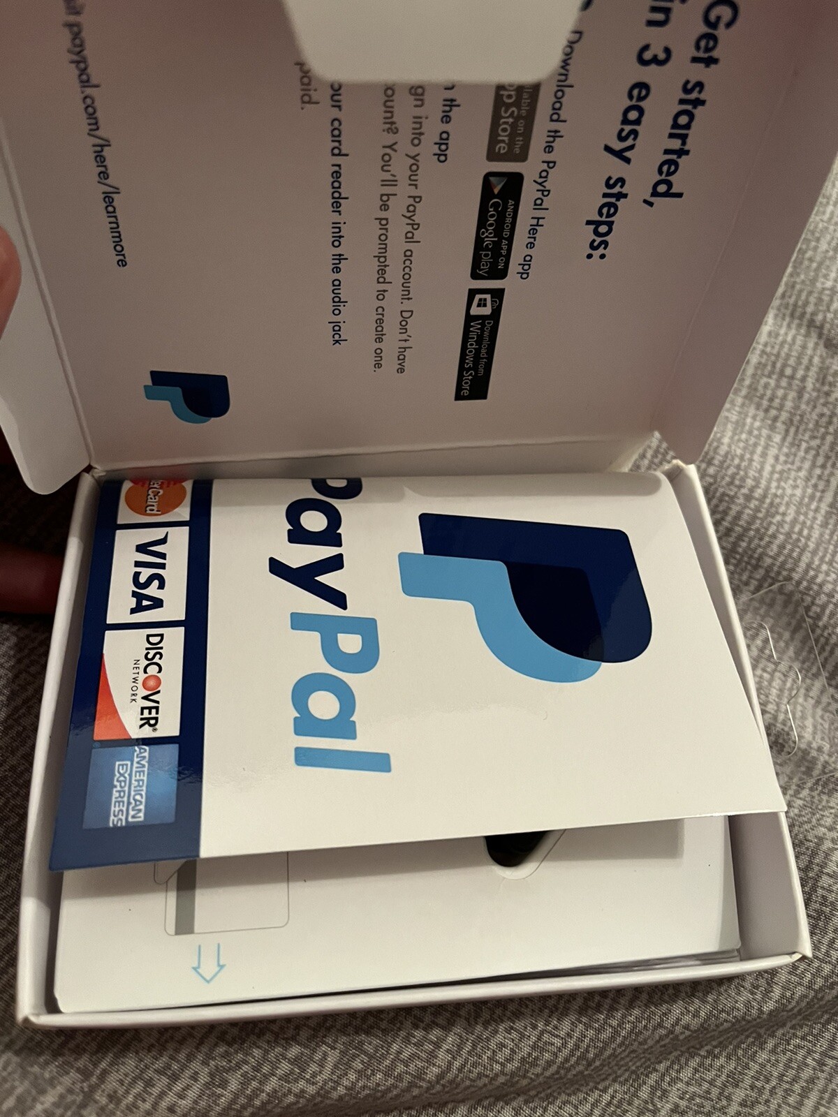 PAYPALl HERE MOBILE CARD READER Headphone Jack Interface NIB – APP DOWNLOAD