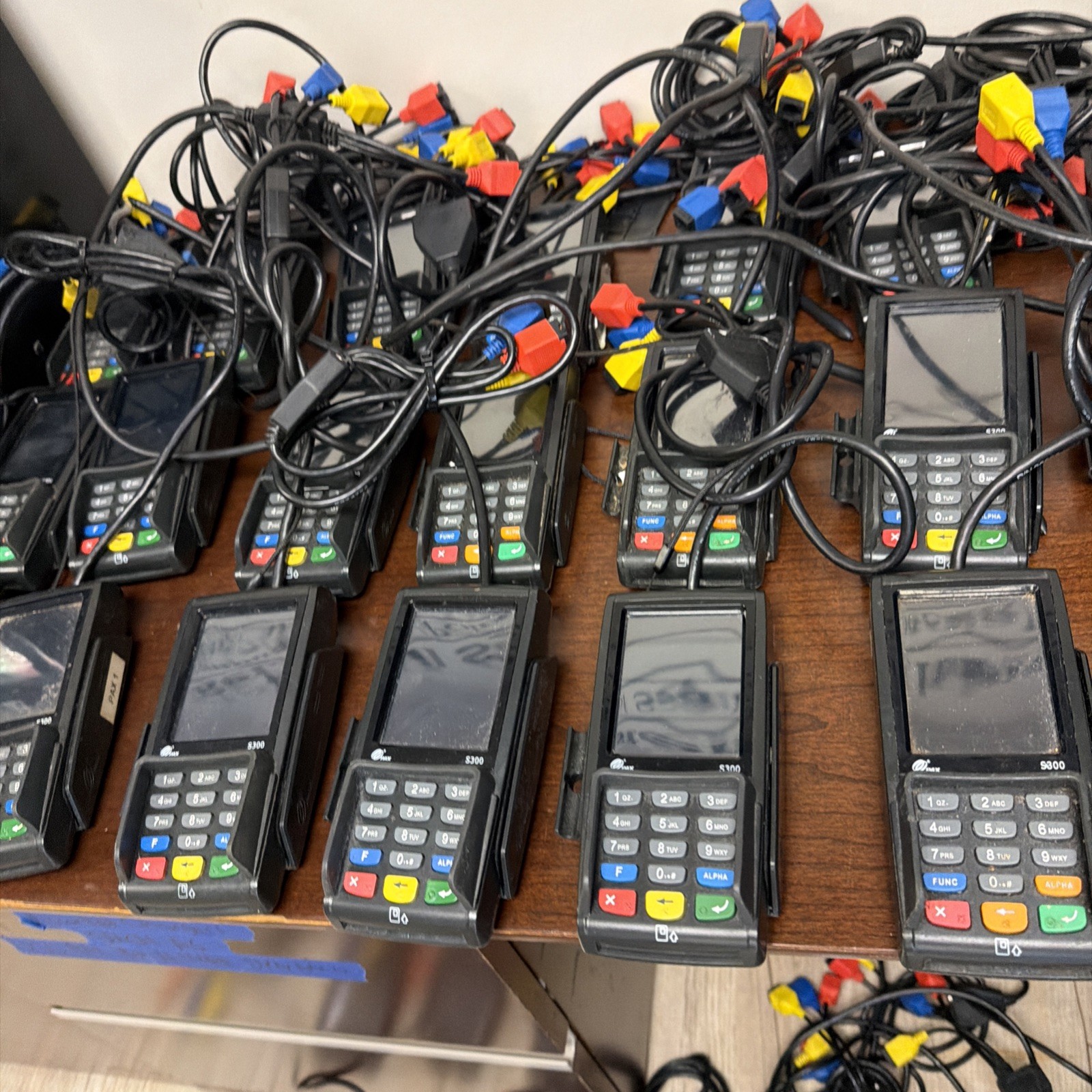 PAX S300 S300-000-364-02NA Credit Card Payment Terminal lot of 75 units
