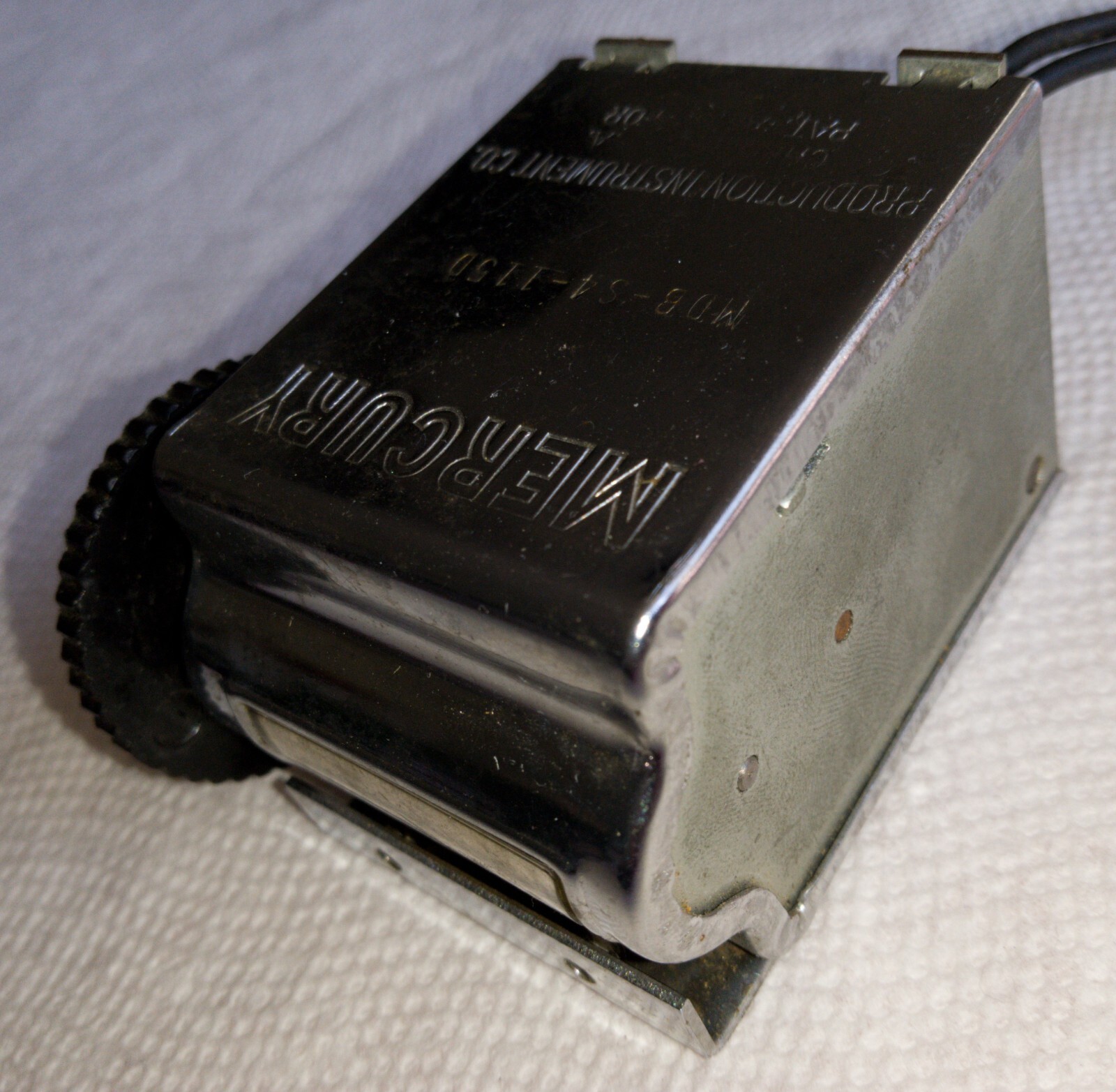 VTG 4 Digit Counter Mercury MDB-S4-115D Production Inst Co 3.4 KOhm Resistance