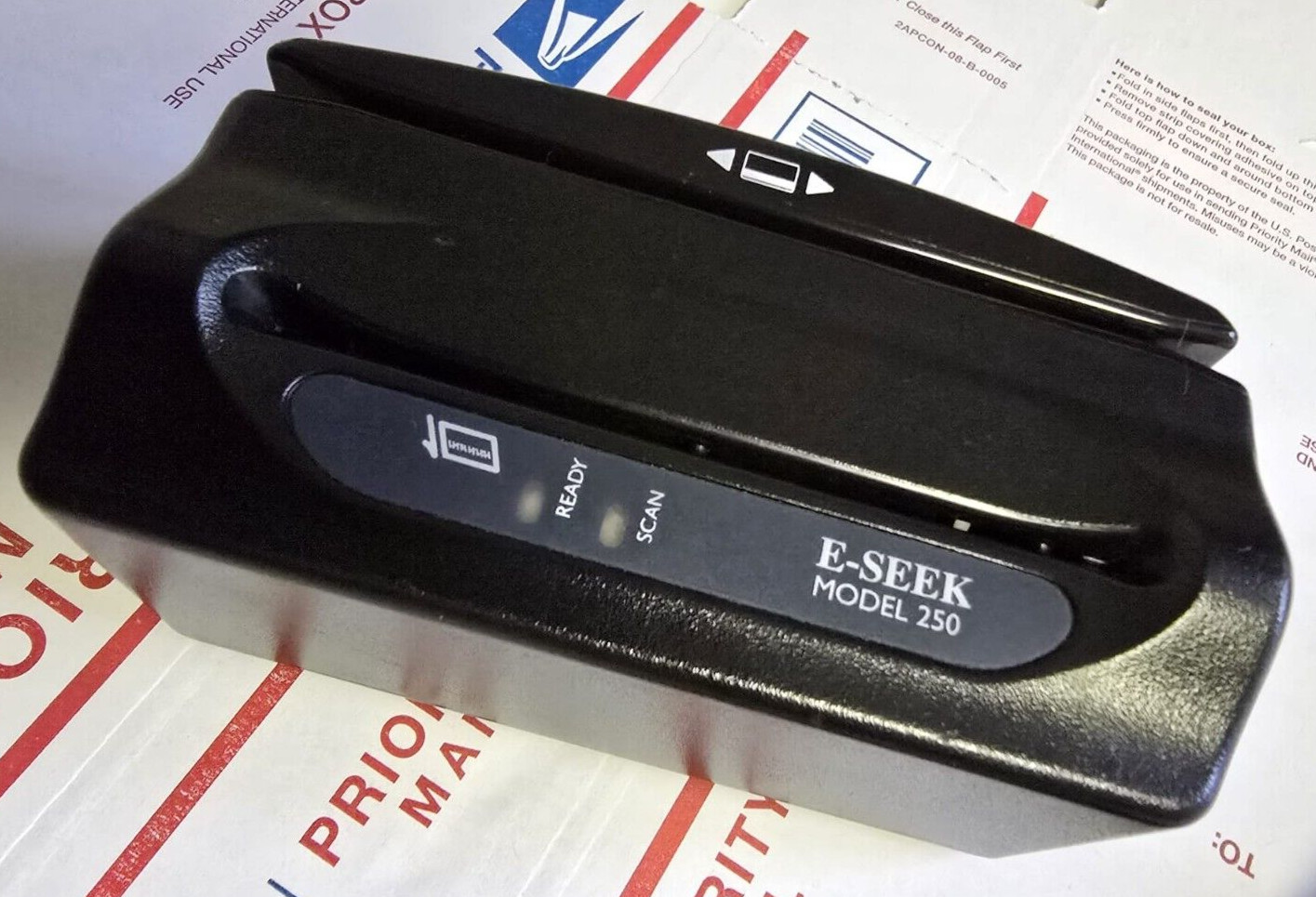 E-seek Model 250 2D Barcode MSR ID Reader Scanner With CN6000 USB Smart Cable