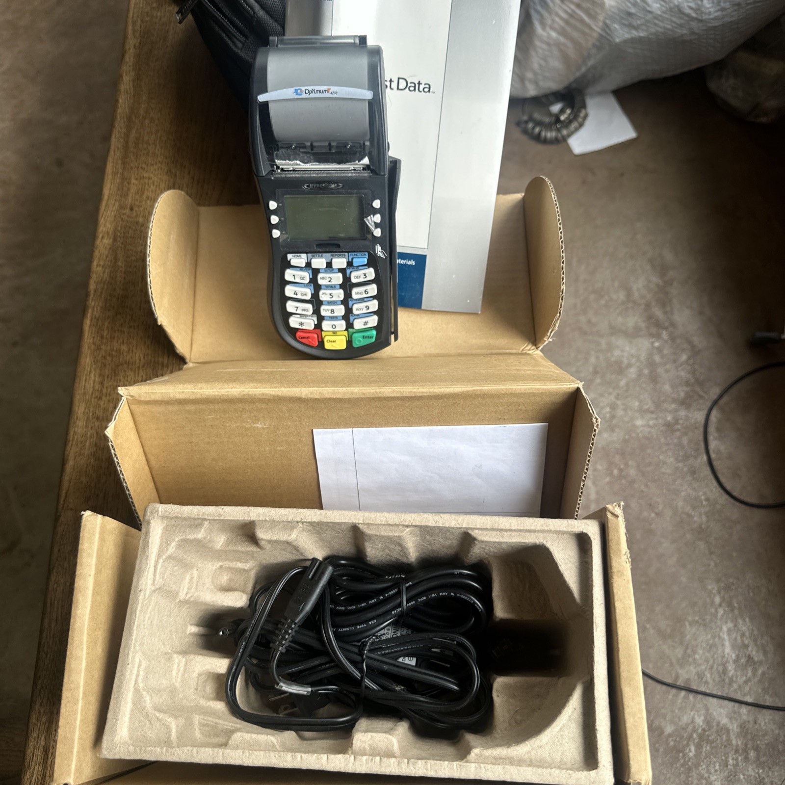 Hypercom Optimum T4210 Credit Card POS Terminal Reader