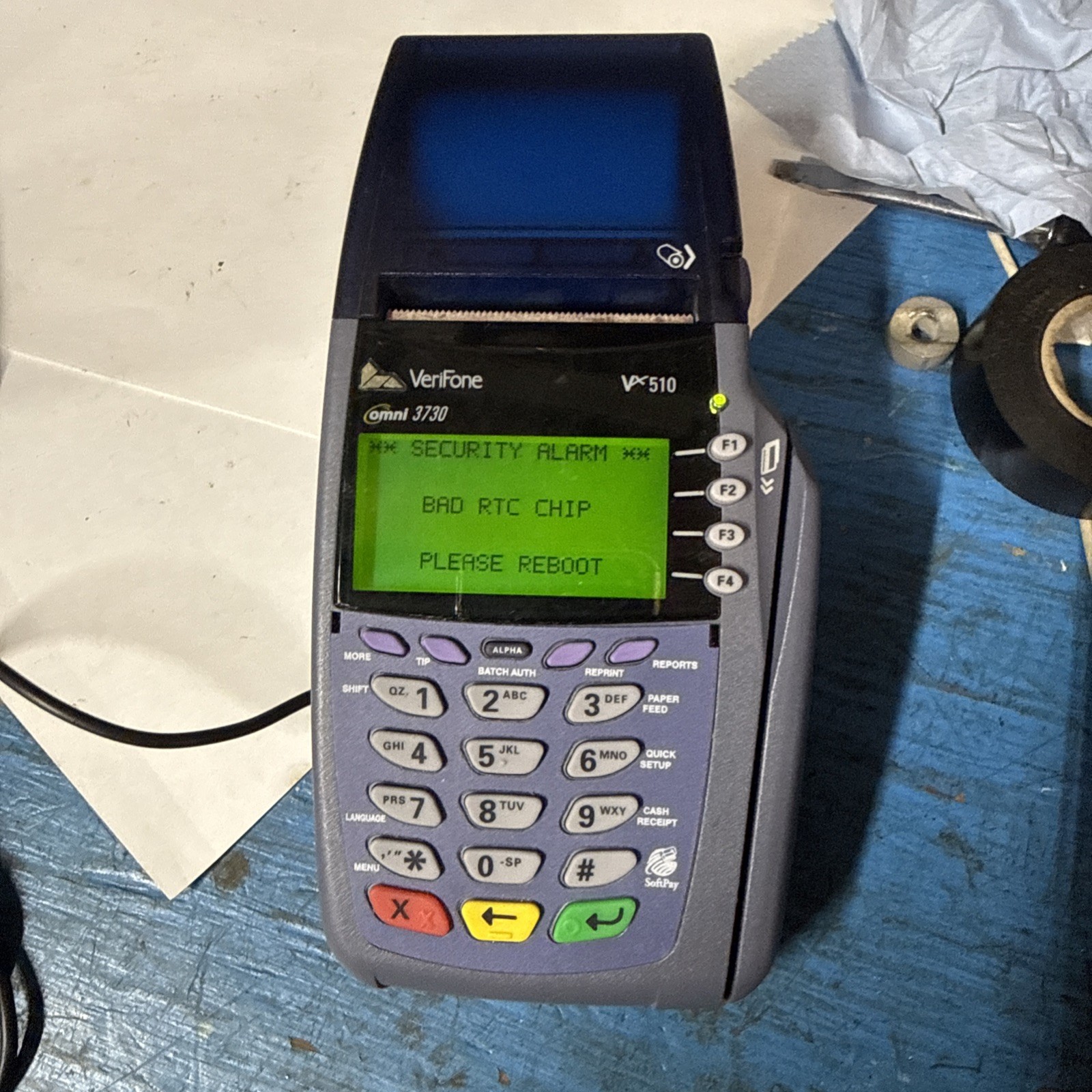 VERIFONE Vx510 CREDIT CARD TERMINAL IN ORIGINAL BOX