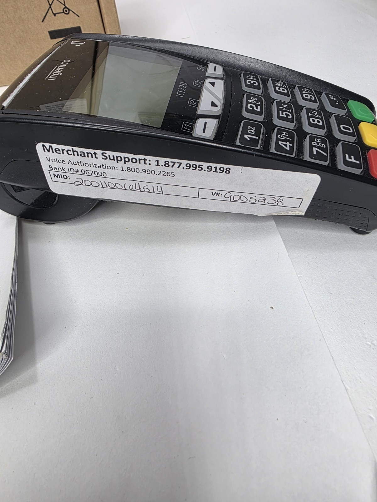 Ingenico ICT220 Credit Card Terminal w/ EMV Chip Reader & OEM Power Adapter