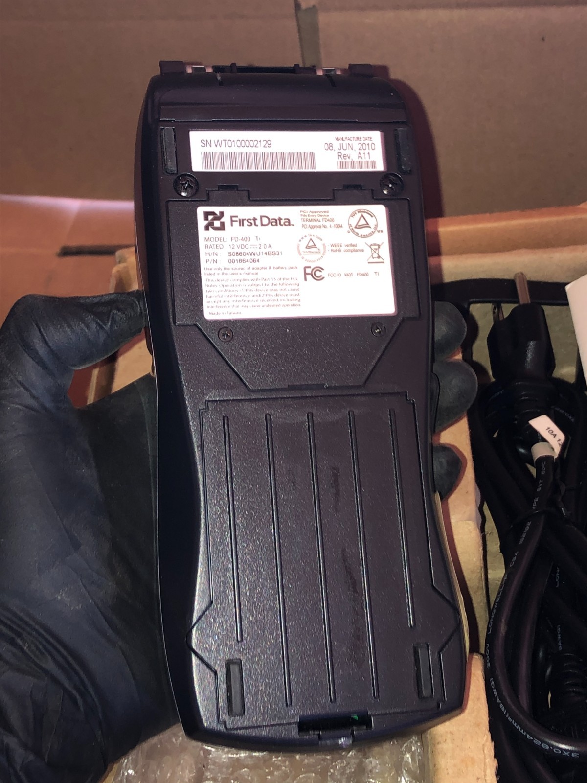 FIRST DATA FD400 CREDIT CARD MACHINE