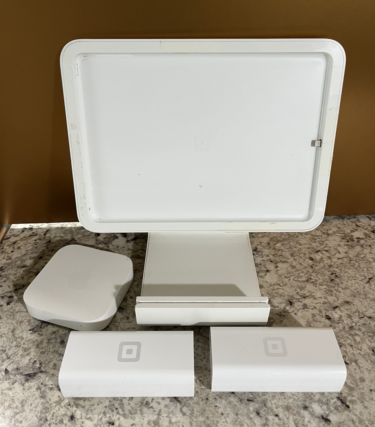 Square POS Terminal Register Credit Card Machine POS System & Apple Airport Exp
