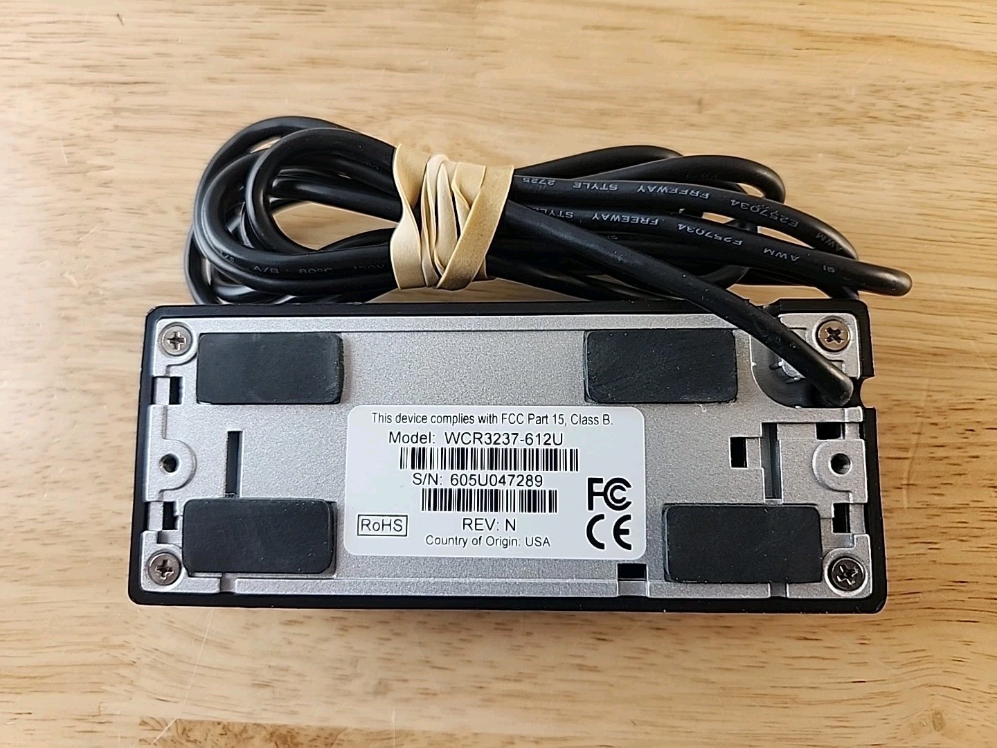 Idtech WCR3237-612U Omni Barcode and MagStripe Reader, Track 1, 2