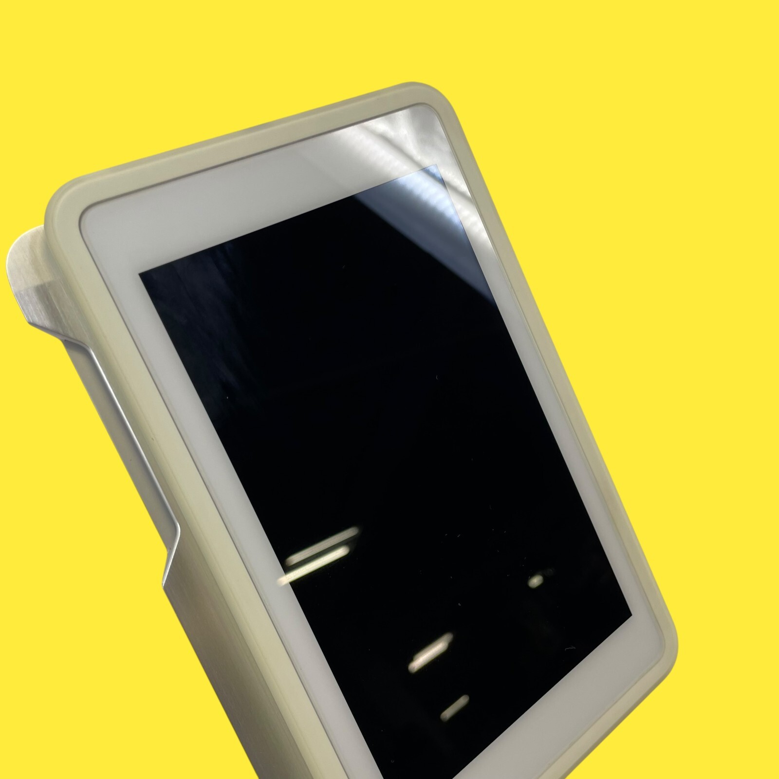 Clover Mobile POS Touchscreen Card Reader – C201 #777 Z46/5