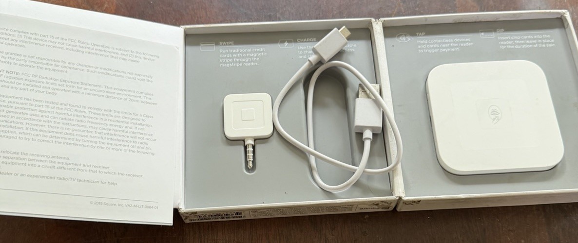 Square Contactless & Chip Reader A-SKU-0113-03 w/ Box Cable Untested AS-IS