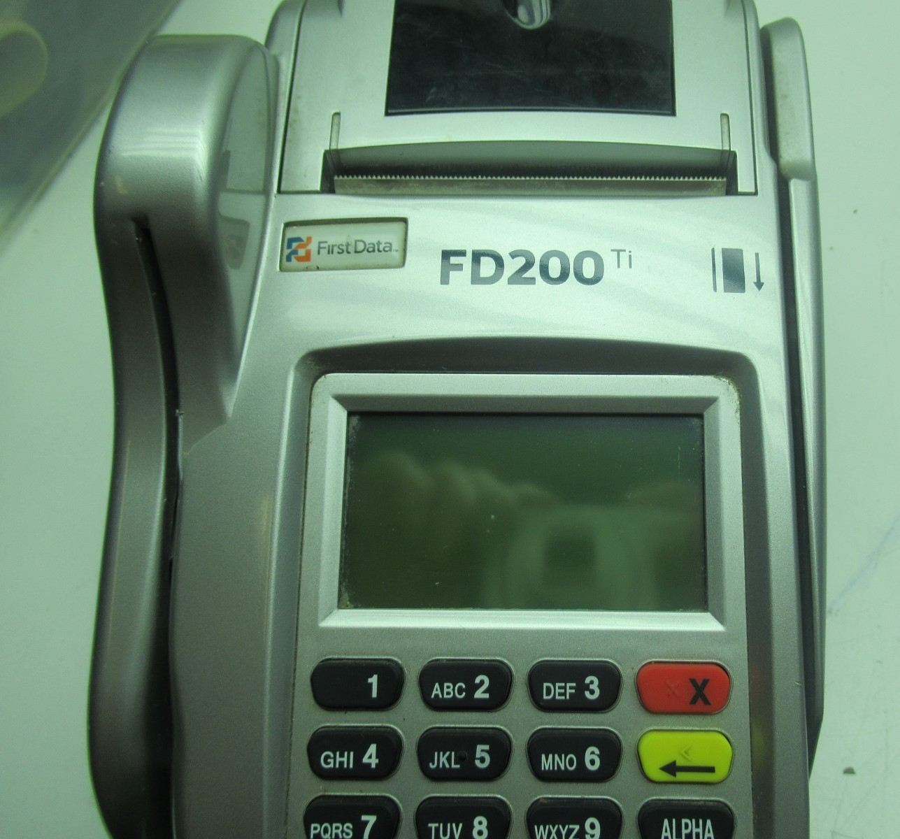 FirstData Silver Wireless Portable Terminal Credit Card Machine No Power Adapter