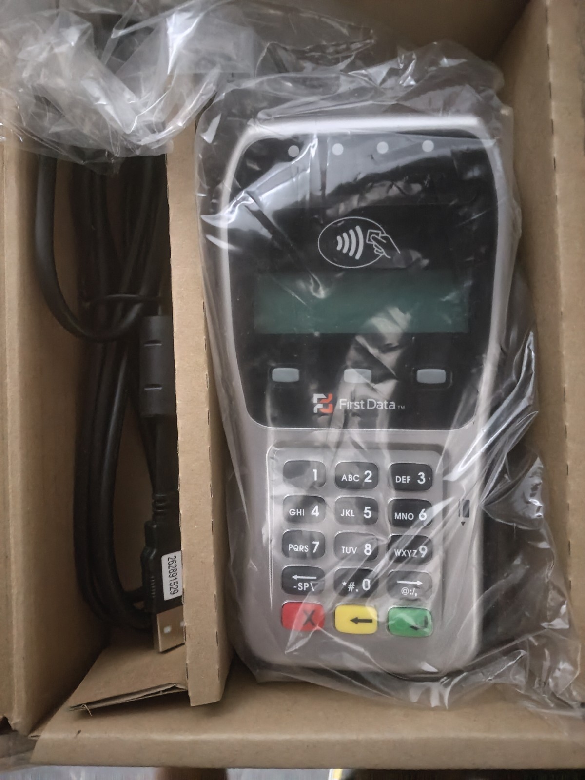 First Data FD-35 Pin Pad Credit Card Reader USB powered WORKING